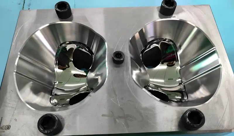 Injection Mold Polishing