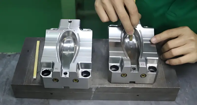 Injection Mold Polishing