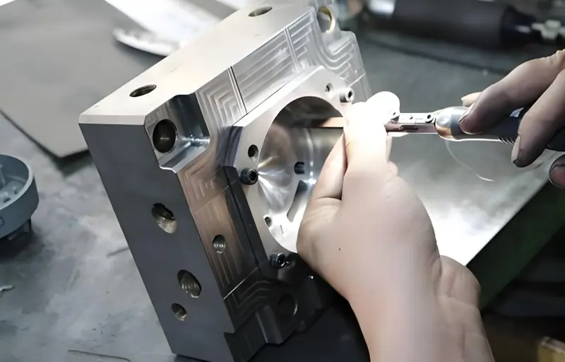 Injection Mold Polishing