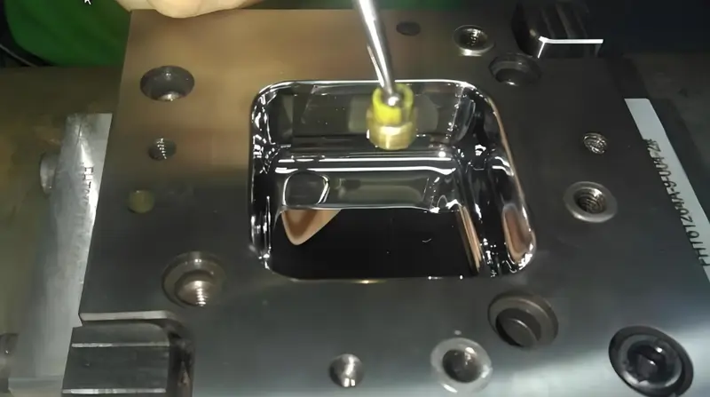 Injection Mold Polishing