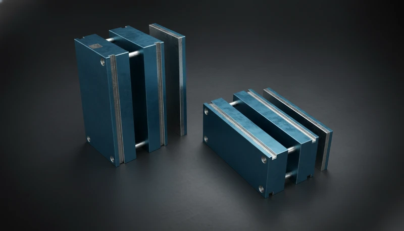 Metal mold base with precision-machined inserts for MUD frames